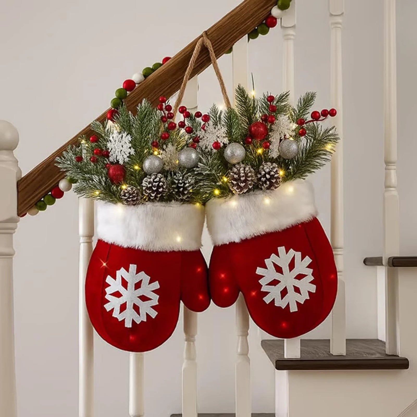 Weihnachtszauber-Handschuh – Kranz für Tür & Fenster