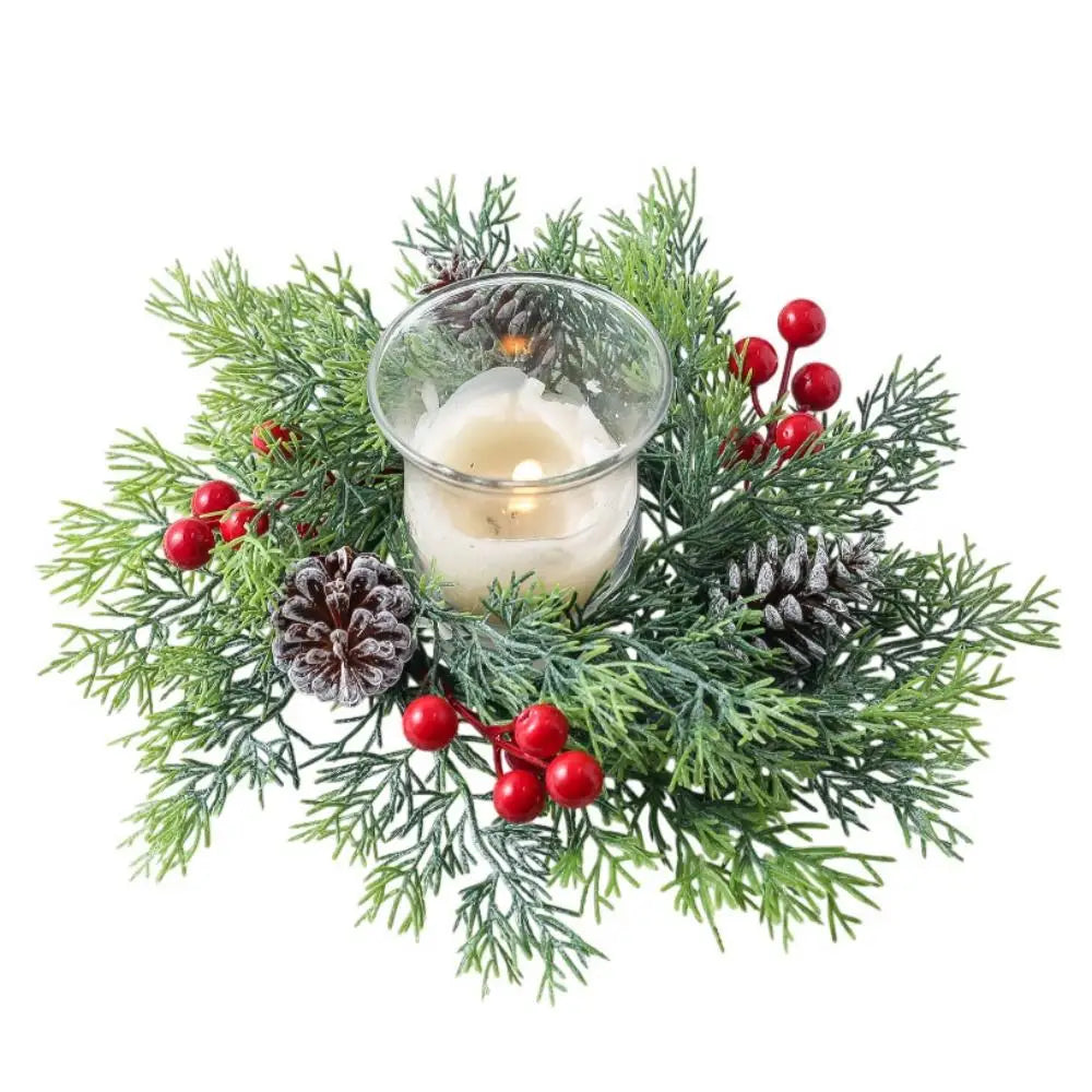 NordCandle™ – Weihnachtskranz mit Beeren & Tannenzapfen
